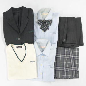 北海道札幌南陵高校の制服 アイキャッチ画像